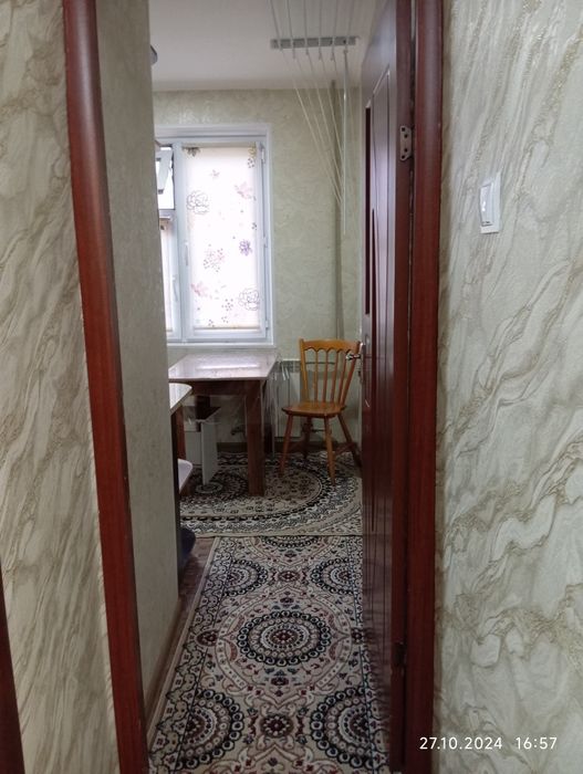 Квартира посуточно В 6 микрорайоне .