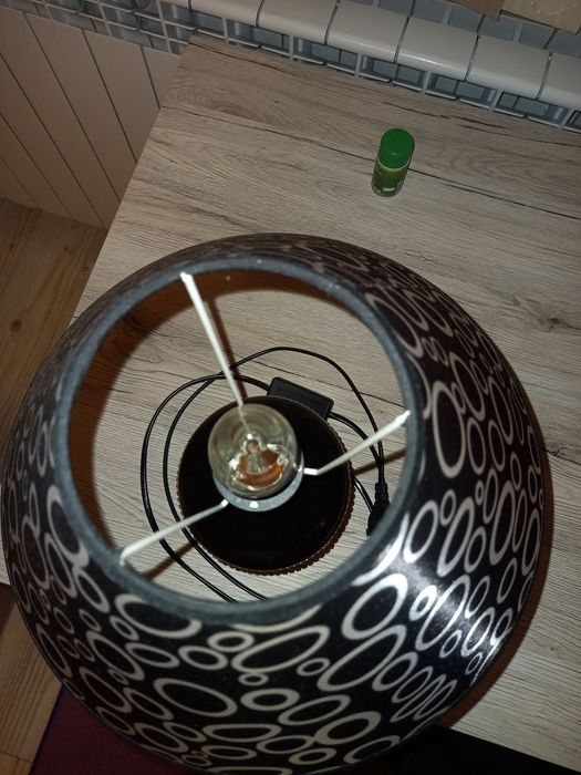 Нови свещи,книга и нощна лампа