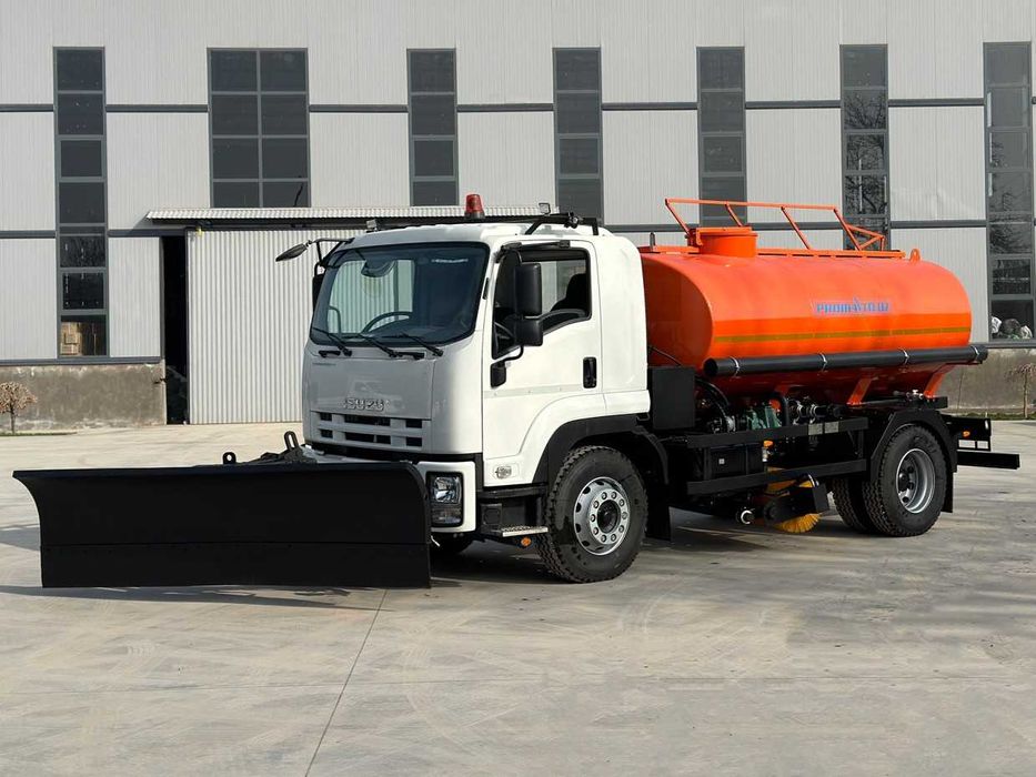 КДМ 08 / Поливомойка на базе шасси ISUZU FVR34K