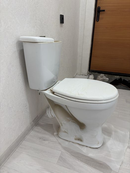Продам унитаз на стройку. Самовывоз район детсад автопарк.