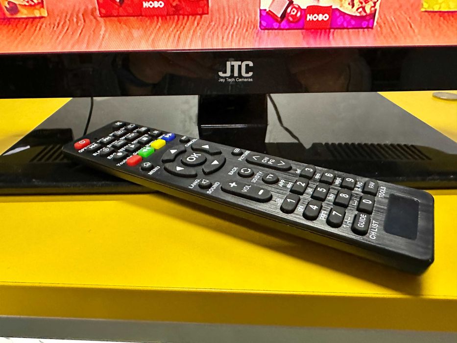 Телвизор LED tv 22" JTC DVB-821510  220v