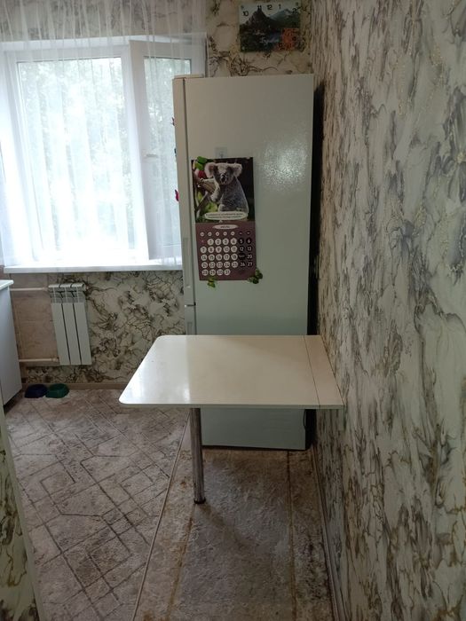 Продам 2хком квартиру район Айсберга.