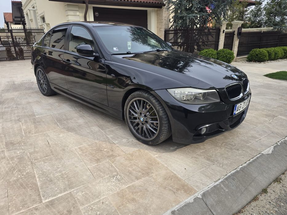 Bmw  e90LCI  anul 2010 pachet M
