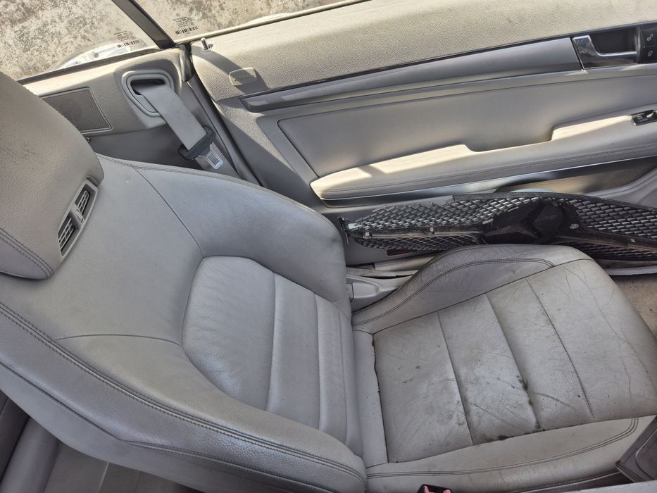 На части кабриолет W207 Mercedes 350CDI