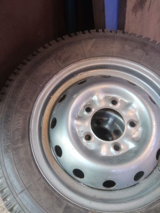 Колеса 205/70/R16