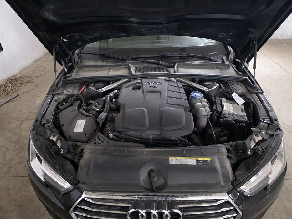 Audi A4 2019 B9 2.0d 150кс. DEUA НА Части