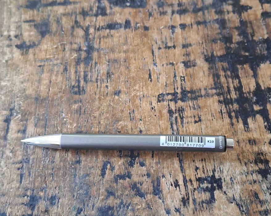 химикалка Пеликан сиво платинен металик в метална кутия, Peliкan Snap