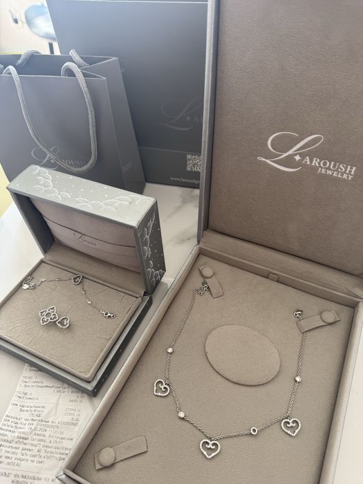 Украшение Laroush