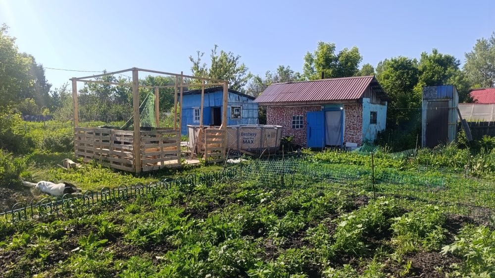 Продается/обмен дом в дачном кооперативе или обмен на полуторку.