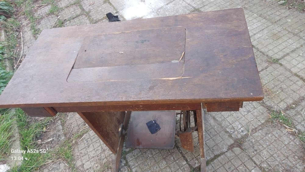 Стара шевна машина Veritas