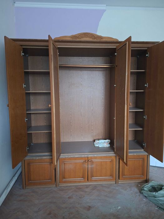 Продам шкаф 20000 тг