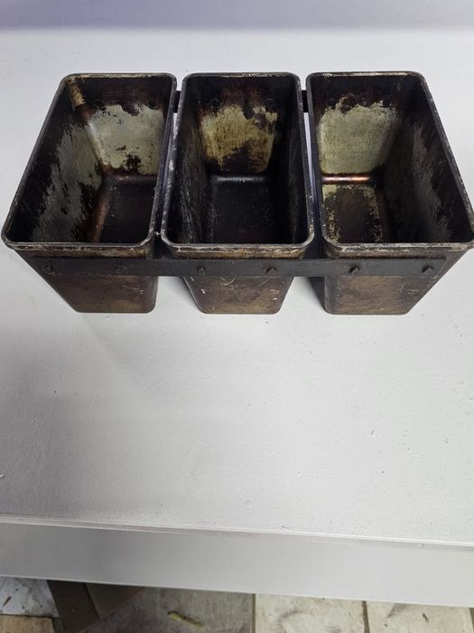 Лотки и формы для хлеба