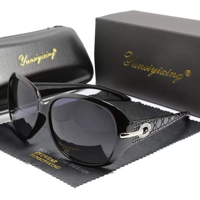 Дамски слънчеви очила колекция 2026