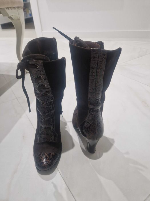 Ботуши на марката Gianni