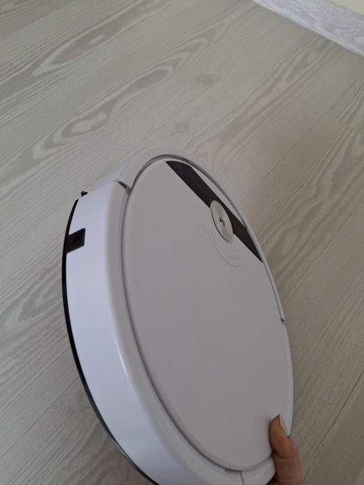 Робот прахосмокачка