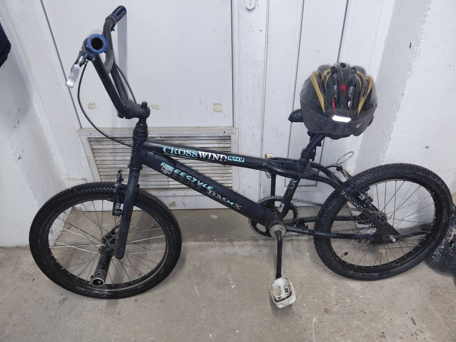 Bmx freestyle 20" inmport anglia . Casca