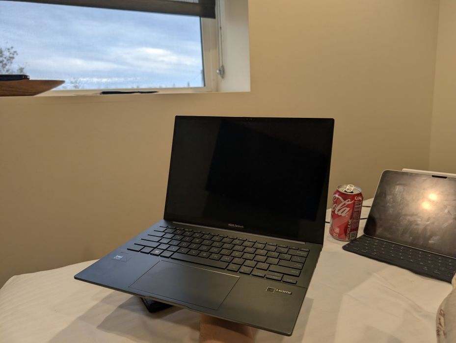Asus Zenbook 14 Core Ultra 125H 8/512 SSD