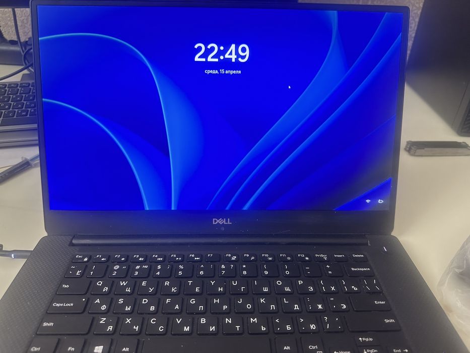 Продам Dell precision 5530