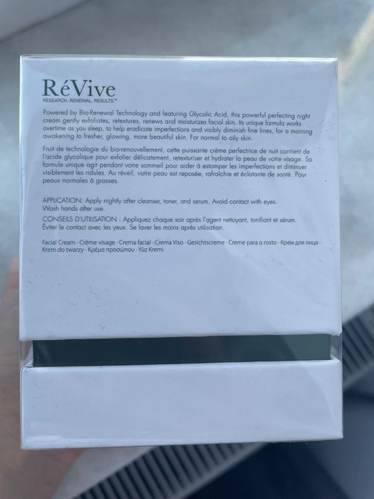 Revive Moisturizing Renewal Cream 50 ml
