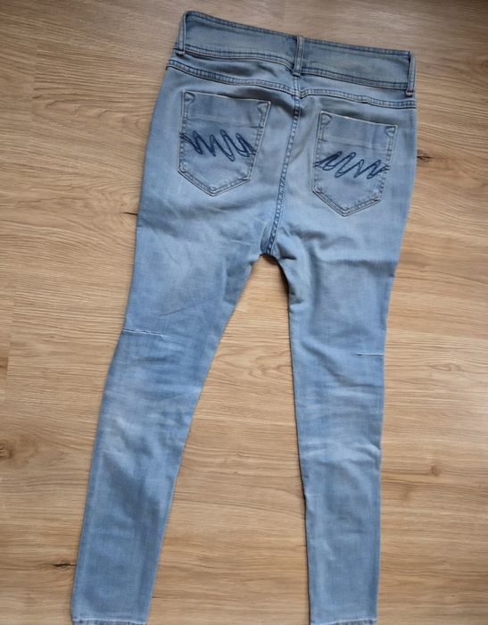 Дънки Guess , Bershka оригинални