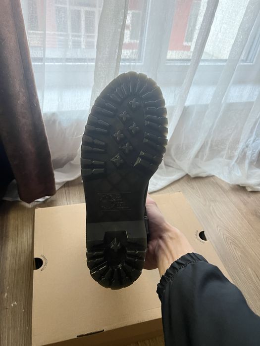 Обувки De Martens номер 43