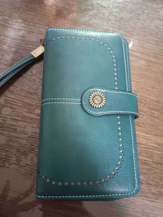 Дамско голямо портмоне