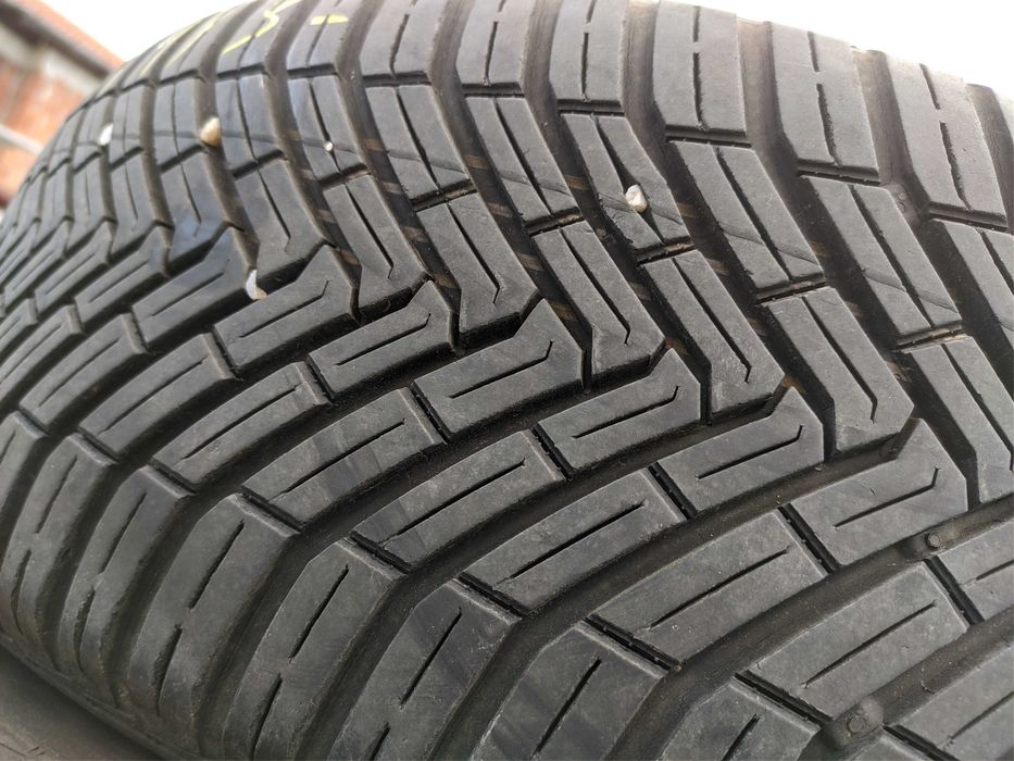 2бр Всесезонни гуми 205 55 16 - Continental