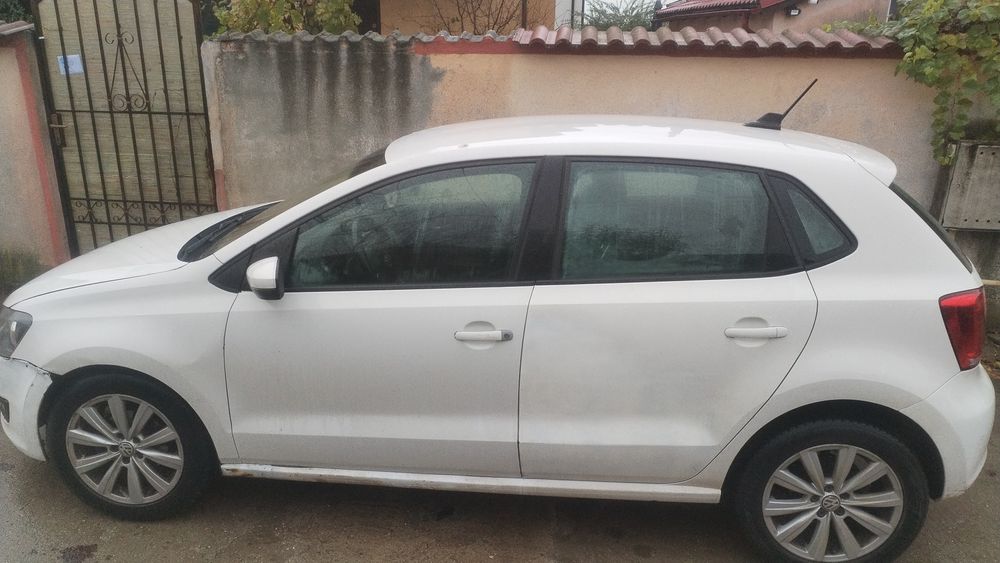 Vând vw polo 2010