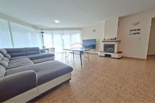 Еднофамилна къща в с. Соколово, общ. Балчик ТЕ