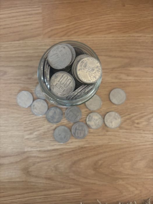 160 de monede vechi vand urgent