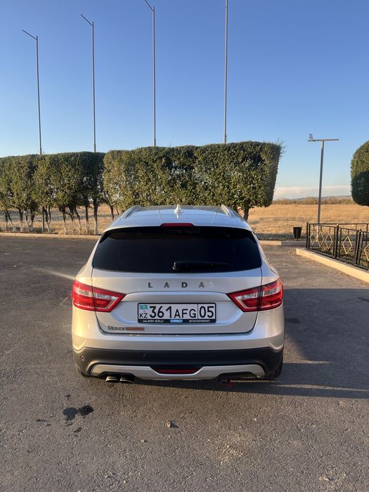 Lada vesta cross