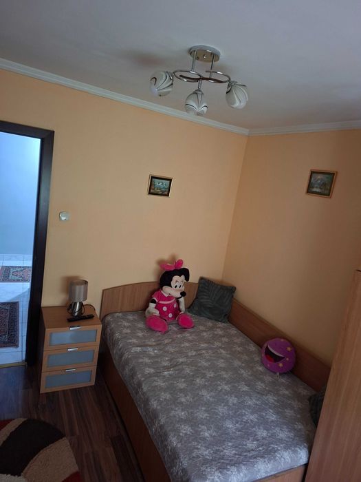 Inchiriez apartament,3 camere,zona inel 1,sens giratoriu eden,cu loc de parcare