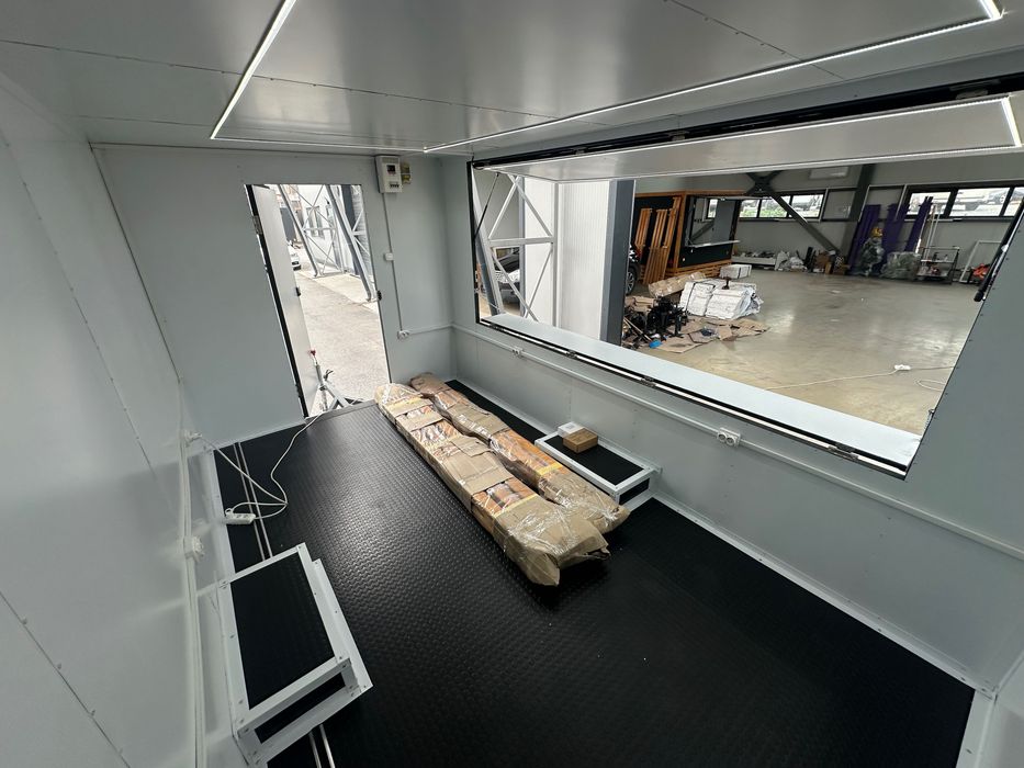 Каравана за Бързо Хранене Търговска