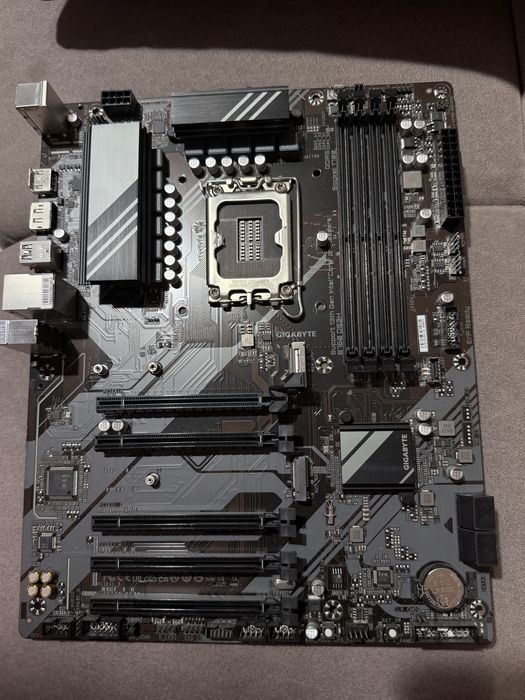 Placa de baza Gygabite B760 DS3H gen 5 LGA1700