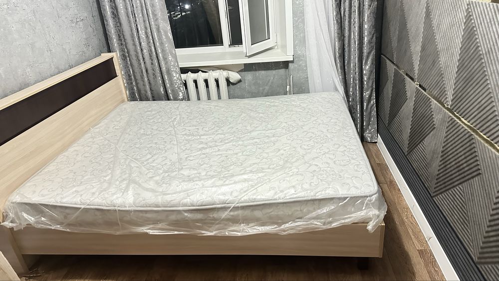 Срочно Продается кровать 160/200рр