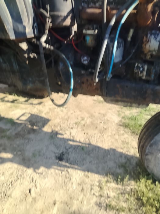 Belarus mtz80 sotiladi