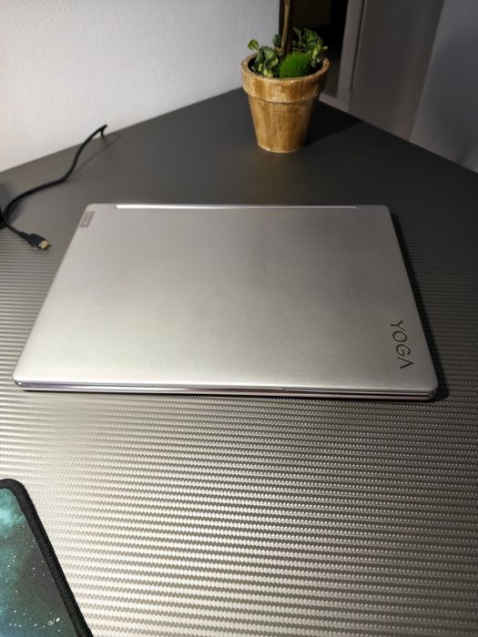 Laptop lenovo yoga  7 14 inch 2in 1