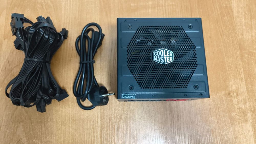 Блок питания CoolerMaster 600W