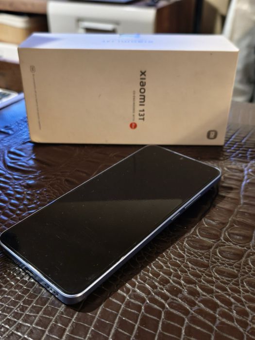 Продавам Xiaomi 13 T