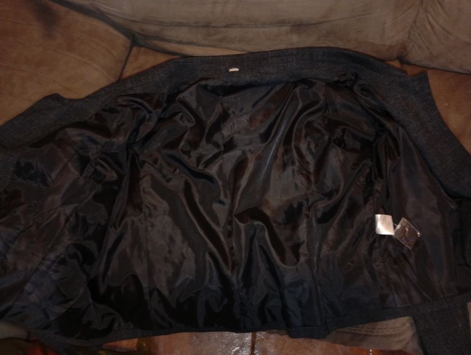 Комплект дамско сако с елек