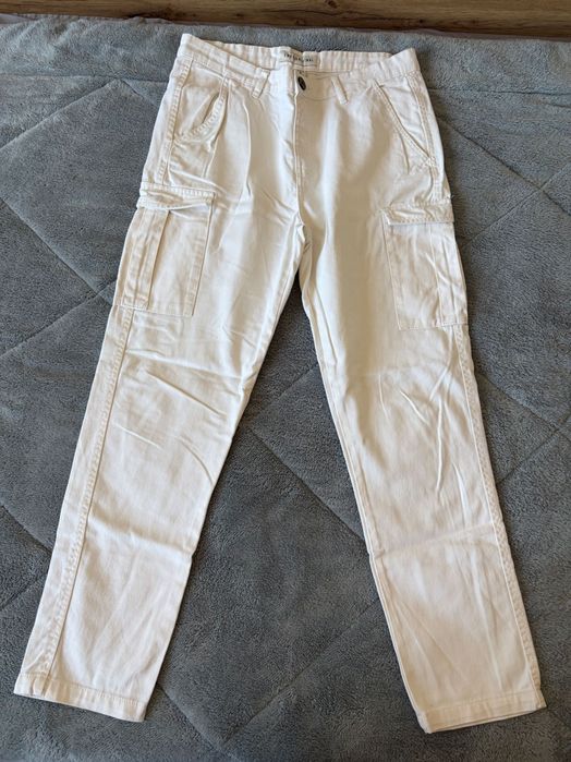 Продавам мъжки дънки