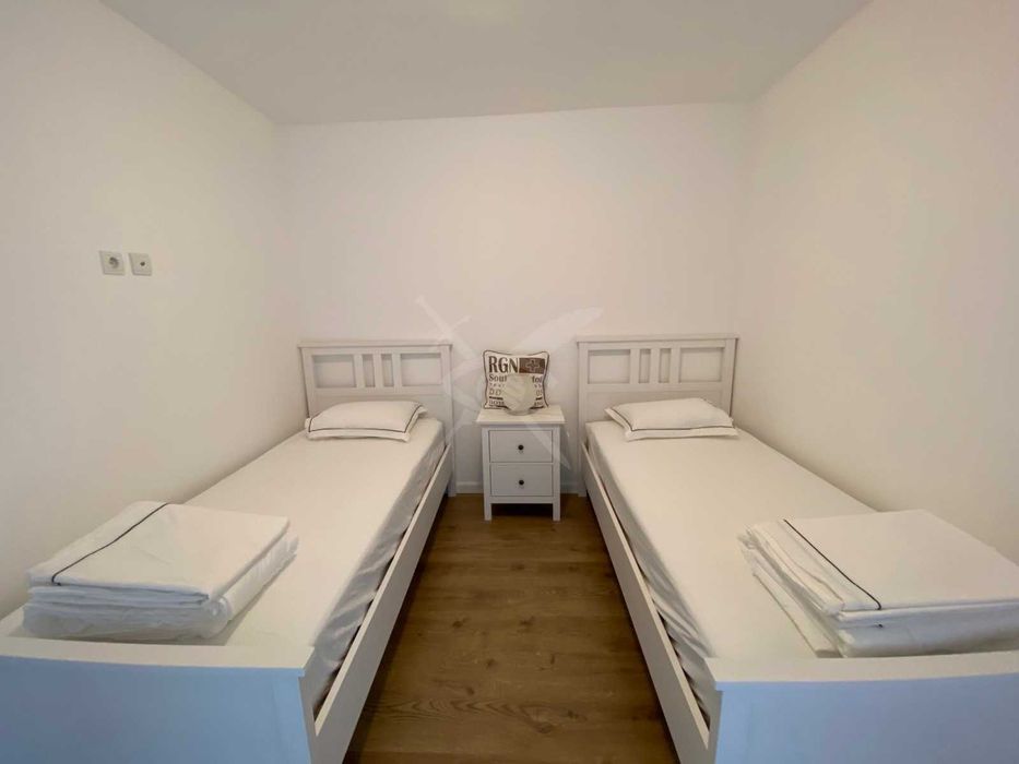 Продава се Многостаен апартамент в Свети Влас - 240 кв.м за 1042 €/кв.м - Снимка #12