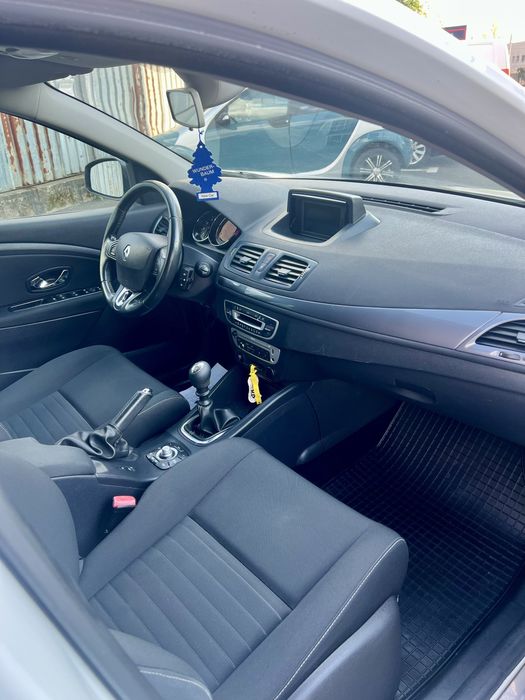 Renault Megane  FaceLift 2015  1.5 dci Alb Perlat