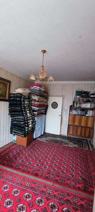 Продам 2 ком квартиру на Художников, метро Буюк Ипак Йули