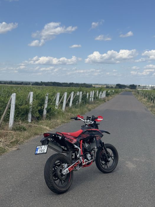 SWM SM125 2025 {nu-supermoto,cross,yamaha,husqvarna]