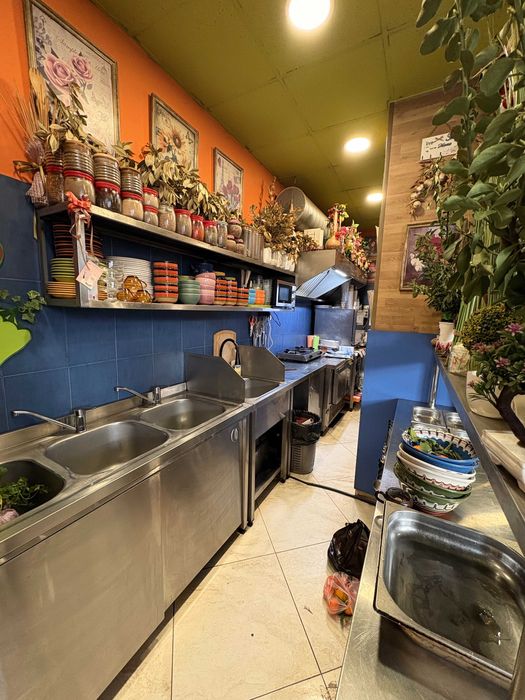 оборудване за заведение за бързо хранене. готово