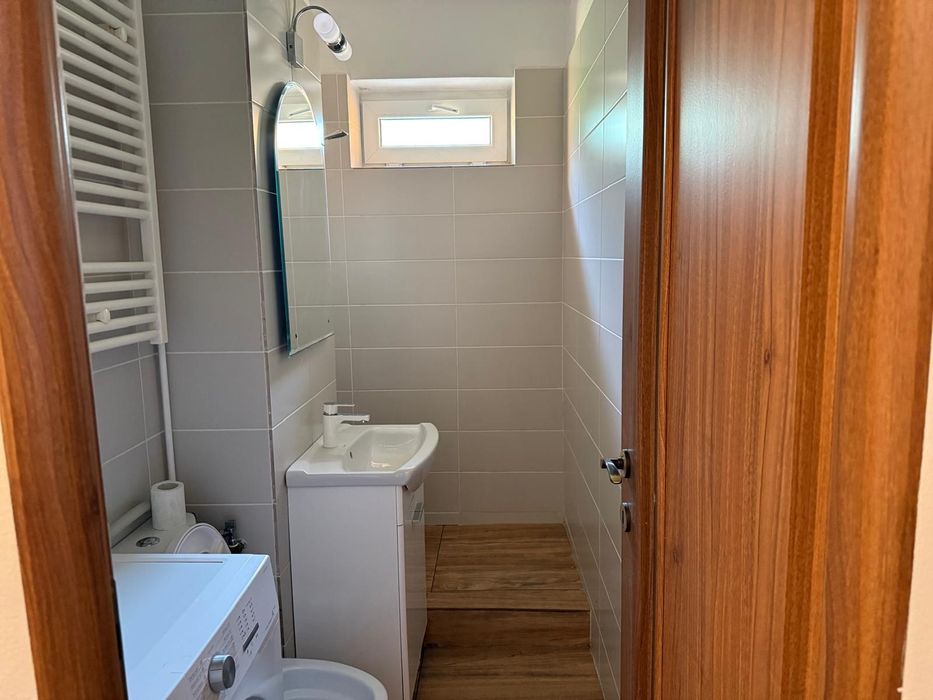 Inchiriez apartament pe str. Mihai Viteazu