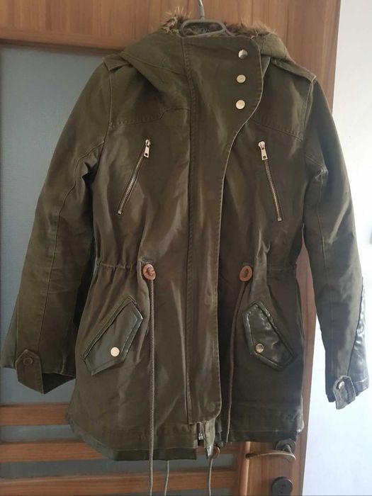 Geaca parka pentru dame cu blăniță detașabilă