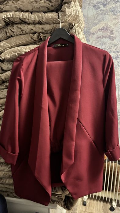 Кастюм женскийд двойка