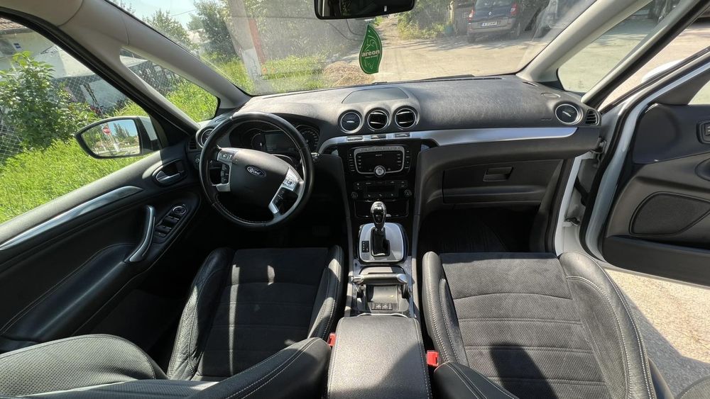 На части  или цял,Ford S-Max, 2013 година,2.0D 163 к.с фейслифт.